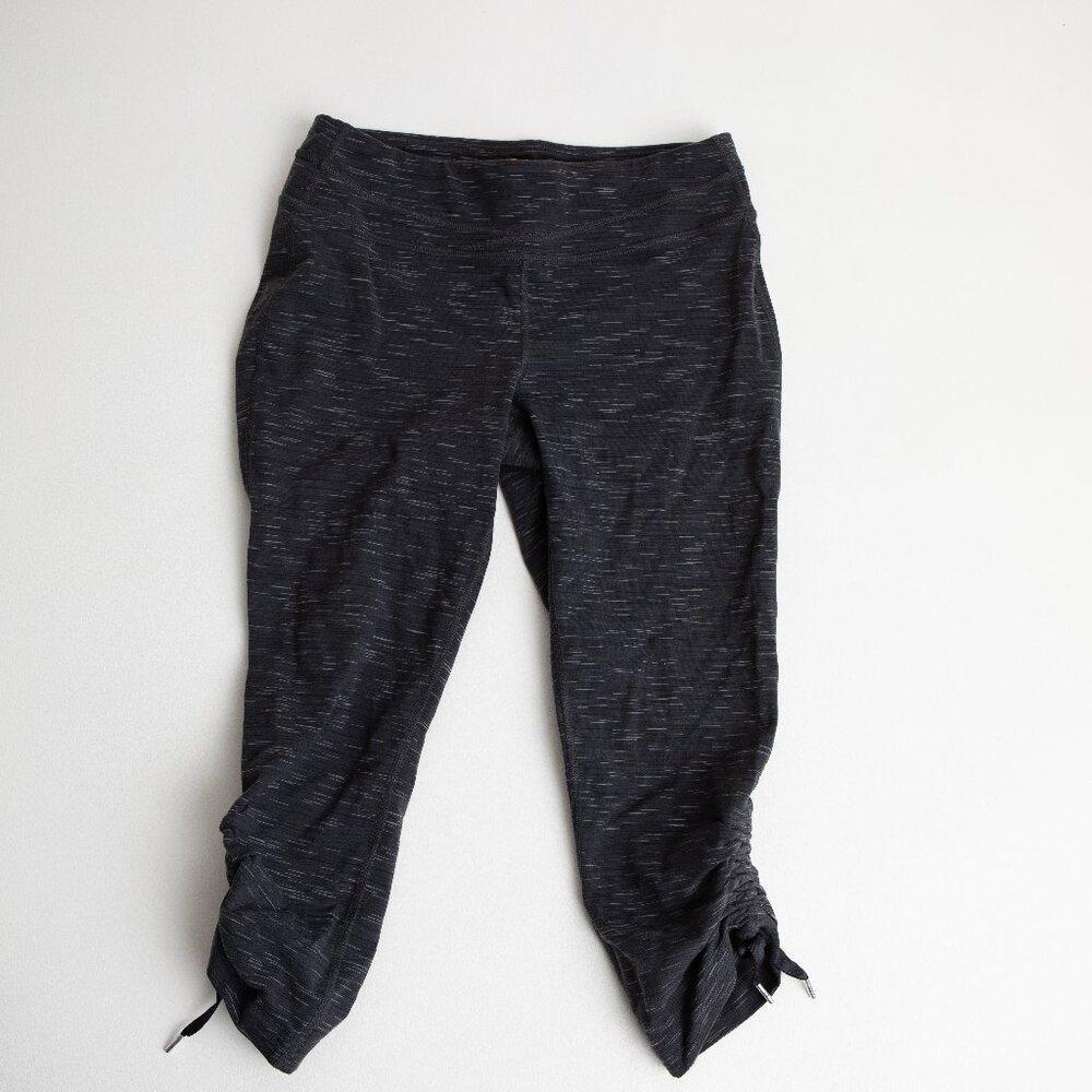 Lucy Capri Leggings